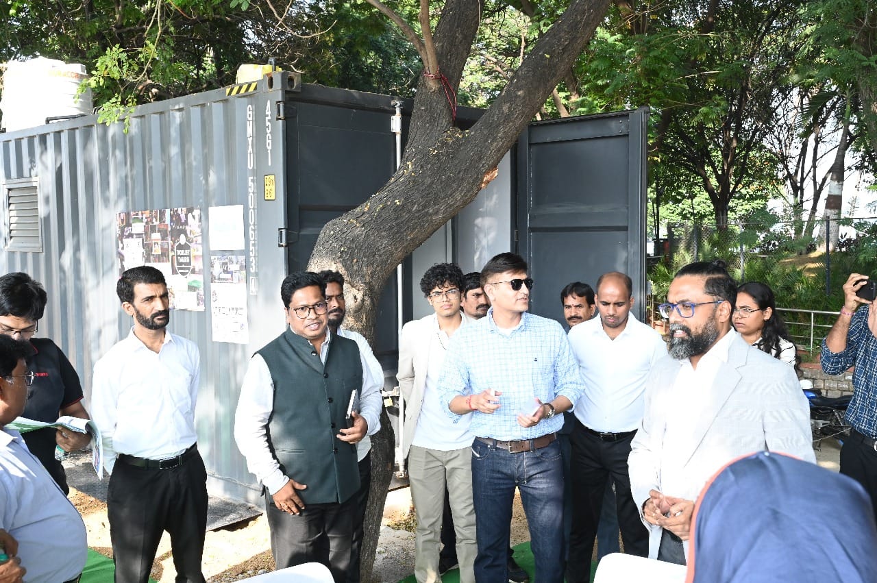 Ribbon cutting ceremony